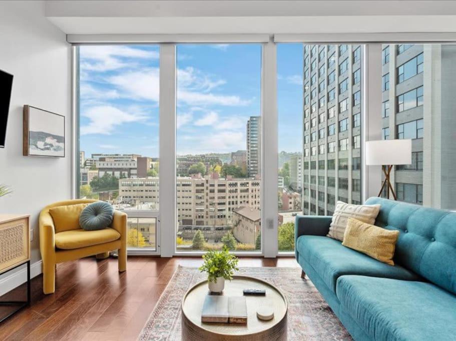 Cozysuites Dream 1Br, Ppg Paints Arena, Pitts Pittsburgh Bagian luar foto